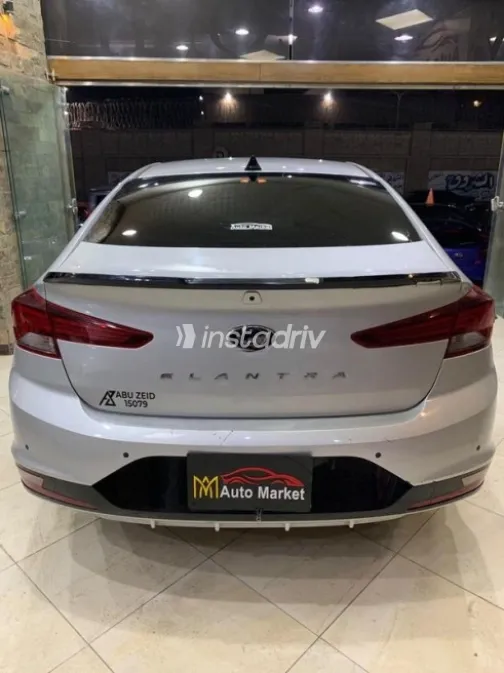 Hyundai Elantra 2026 Silver Automatic Used for Sale in 6 October - 4