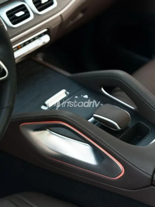Mercedes GLE 450 2023 Black Automatic Used for Sale in Cairo - 5