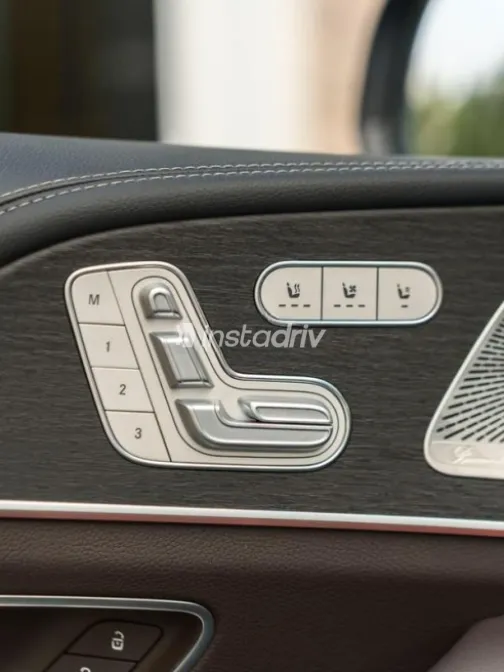 Mercedes GLE 450 2023 Black Automatic Used for Sale in Cairo - 6
