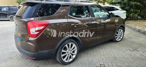 Ssang Yong Tivoli XLV 2017 Bronze Automatic Used for Sale in Dokki - 6