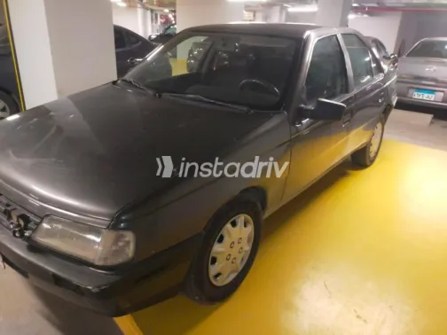 Peugeot 405 1992 Black Manual Used for Sale in Cairo - 2