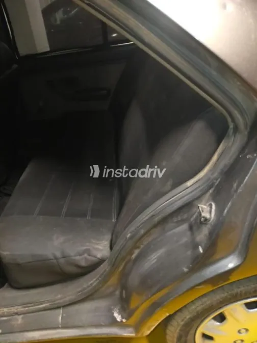 Peugeot 405 1992 Black Manual Used for Sale in Cairo - 5
