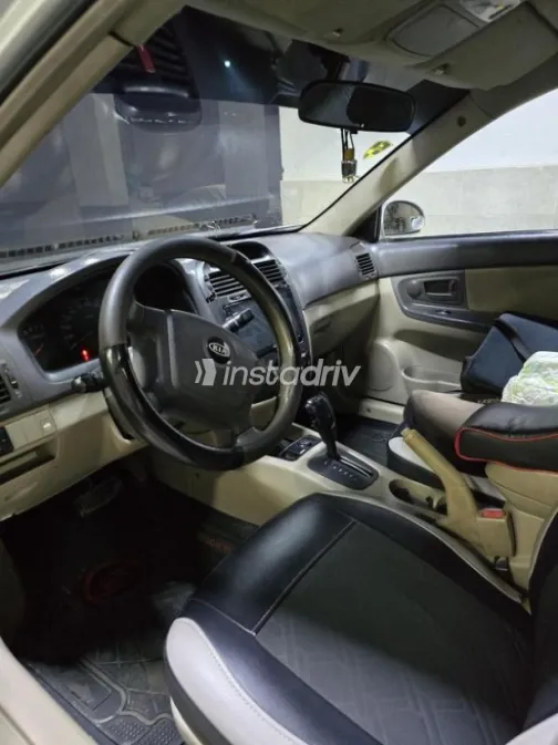 Kia Cerato 2006 Silver Automatic Used for Sale in Asyut - 5
