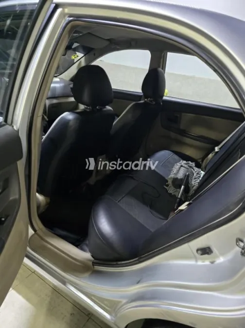 Kia Cerato 2006 Silver Automatic Used for Sale in Asyut - 7