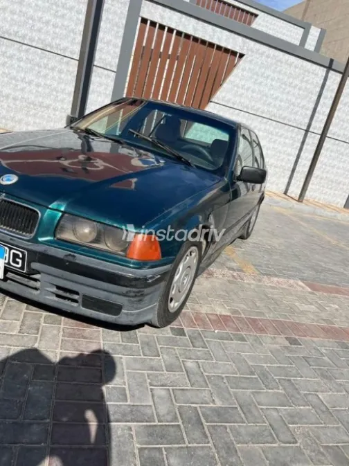BMW 316 1993 Green Manual Used for Sale in Tanta - 1