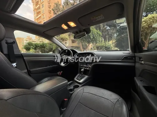 Hyundai Elantra 2025 Gray Automatic Used for Sale in Heliopolis - 10