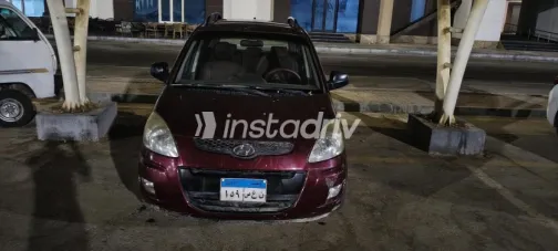 Hyundai Matrix 2010 Red Manual Used for Sale in Maadi - 1