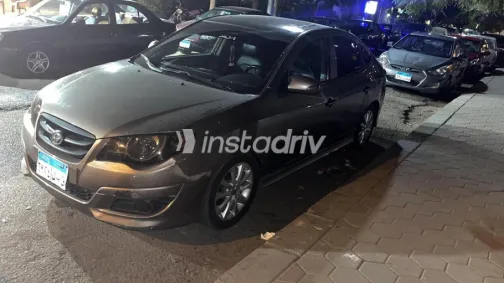 Hyundai Elantra HD 2021 Mocha Automatic Used for Sale in Cairo - 3