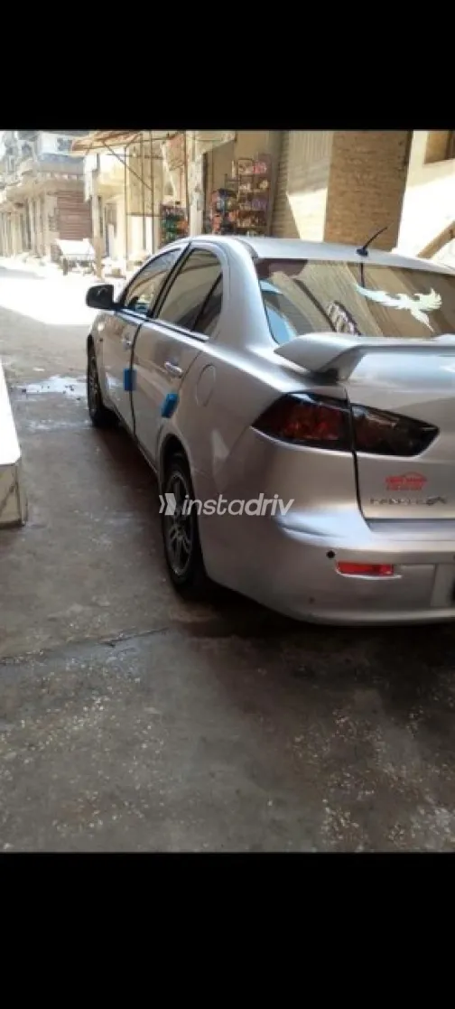 Mitsubishi Lancer 2014 Silver Automatic Used for Sale in Mansoura - 5