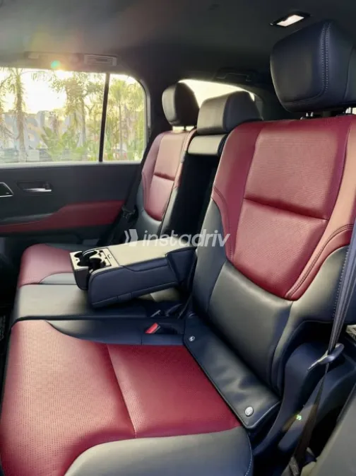 Toyota Land Cruiser 2026 Black Automatic New for Sale in Cairo - 6