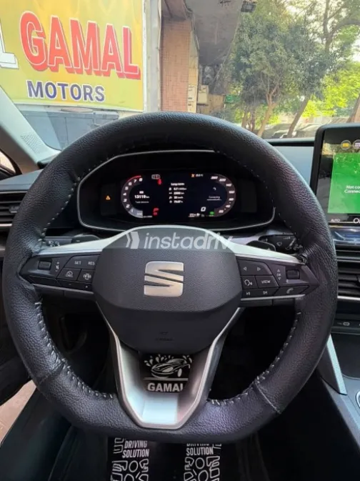 Seat Leon 2026 Gray Automatic Used for Sale in Cairo - 3
