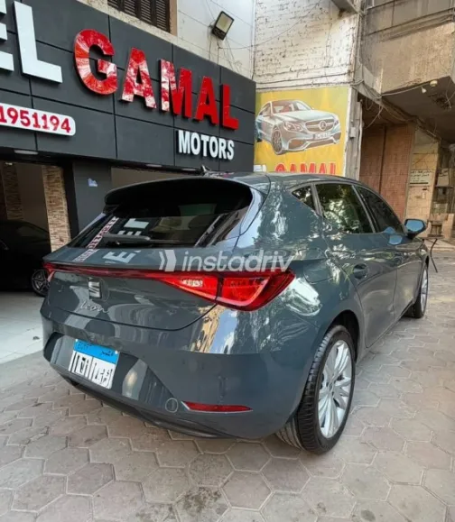 Seat Leon 2026 Gray Automatic Used for Sale in Cairo - 5