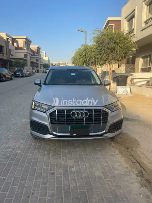 Audi Q7 2022 Silver Automatic Used for Sale in Greater Cairo ( Cairo + Giza) - 3