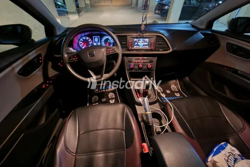 Seat Leon 2016 Gray Automatic Used for Sale in Greater Cairo ( Cairo + Giza) - 1