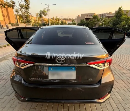 Toyota Corolla 2024 Gray Automatic Used for Sale in Greater Cairo ( Cairo + Giza) - 3