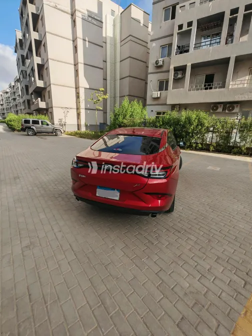 Jac J7 2022 Red CVT Used for Sale in Greater Cairo ( Cairo + Giza) - 2