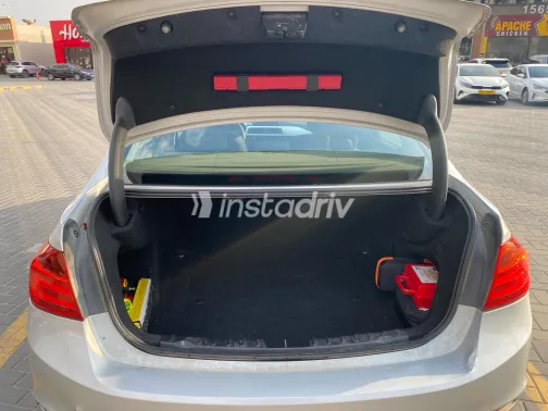 BMW 316 2013 Silver Automatic Used for Sale in Greater Cairo ( Cairo + Giza) - 6