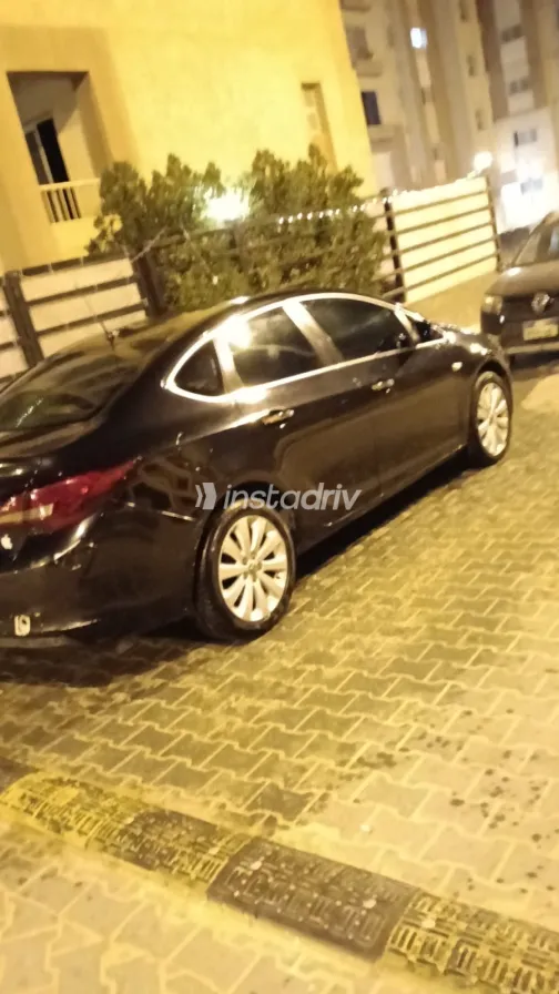 Opel Astra 2013 Black Automatic Used for Sale in Greater Cairo ( Cairo + Giza) - 1