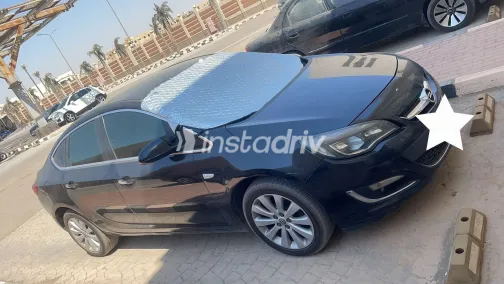Opel Astra 2013 Black Automatic Used for Sale in Greater Cairo ( Cairo + Giza) - 7