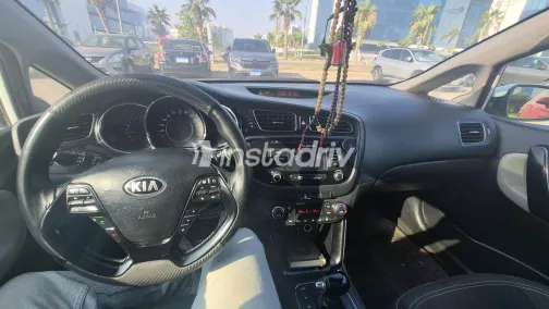 Kia Ceed 2016 White Automatic Used for Sale in Greater Cairo ( Cairo + Giza) - 2