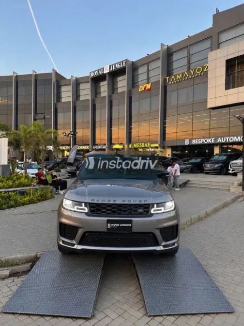 Land Rover Range Rover Sport 2021 Gray Automatic Used for Sale in Cairo - 1