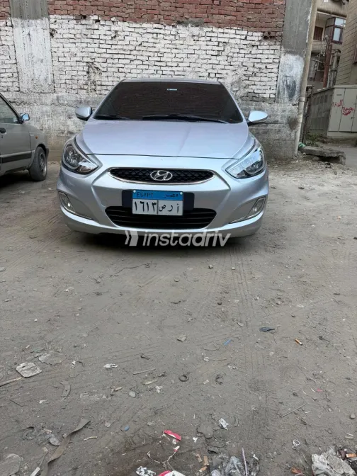 Hyundai Accent RB 2023 Silver Automatic Used for Sale in Greater Cairo ( Cairo + Giza) - 3