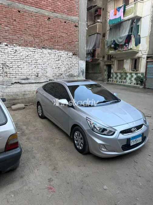 Hyundai Accent RB 2023 Silver Automatic Used for Sale in Greater Cairo ( Cairo + Giza) - 4
