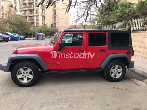 Jeep Wrangler 2013 Red Automatic Used for Sale in Greater Cairo ( Cairo + Giza) - 3
