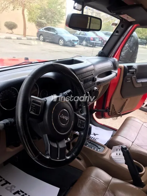 Jeep Wrangler 2013 Red Automatic Used for Sale in Greater Cairo ( Cairo + Giza) - 7