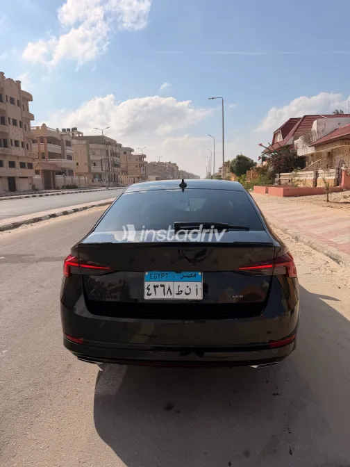 سكودا اوكتافيا 2021 أسود أوتوماتيك مستعملة للبيع في القاهرة الكبرى ( القاهرة - الجيزة) - 7