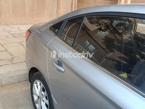 MG 5 2022 Silver Automatic Used for Sale in Greater Cairo ( Cairo + Giza) - 5
