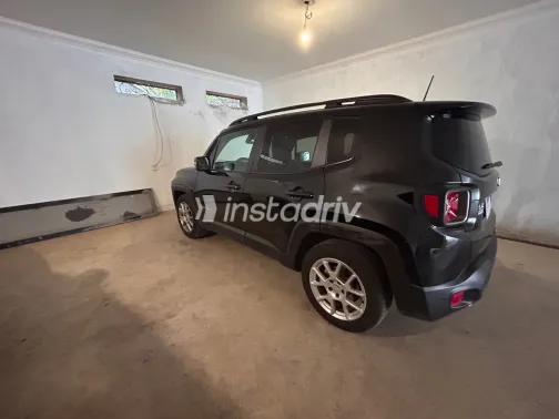 Jeep Renegade 2021 Black Automatic Used for Sale in Greater Cairo ( Cairo + Giza) - 3