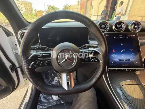 مرسيدس GLC 300 2023 أبيض أوتوماتيك مستعملة للبيع في القاهرة الكبرى ( القاهرة - الجيزة) - 2