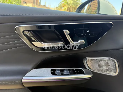 مرسيدس GLC 300 2023 أبيض أوتوماتيك مستعملة للبيع في القاهرة الكبرى ( القاهرة - الجيزة) - 3
