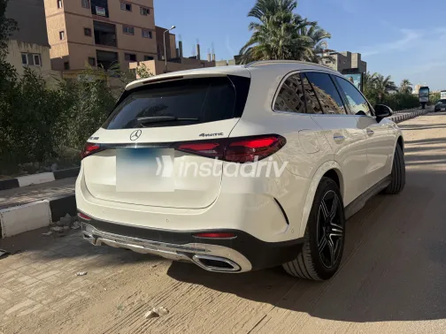 مرسيدس GLC 300 2023 أبيض أوتوماتيك مستعملة للبيع في القاهرة الكبرى ( القاهرة - الجيزة) - 6