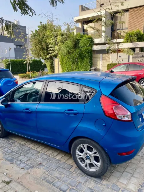 Ford Fiesta 2013 Blue Automatic Used for Sale in Greater Cairo ( Cairo + Giza) - 1