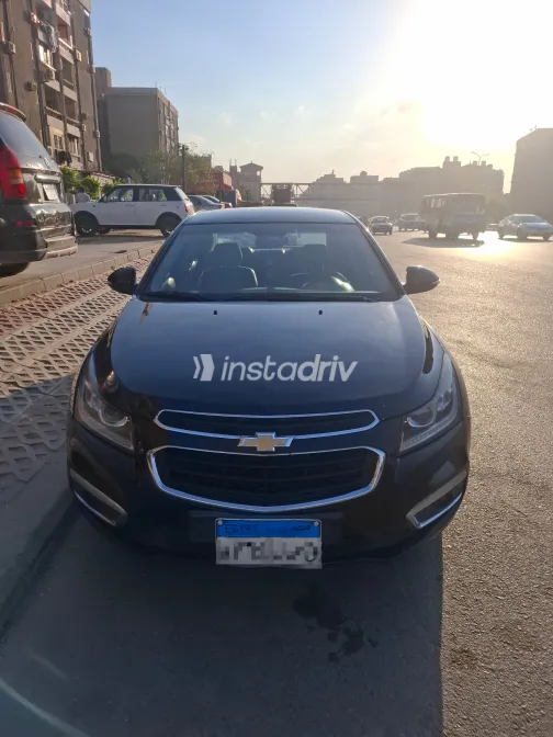Chevrolet Cruze 2017 Black Automatic Used for Sale in Greater Cairo ( Cairo + Giza) - 5
