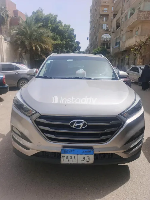 Hyundai Tucson 2019 Gray Automatic Used for Sale in Greater Cairo ( Cairo + Giza) - 2