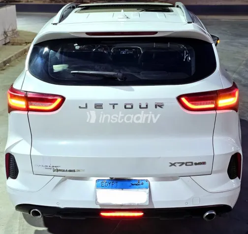 Jetour X70 2021 White Automatic Used for Sale in Greater Cairo ( Cairo + Giza) - 1