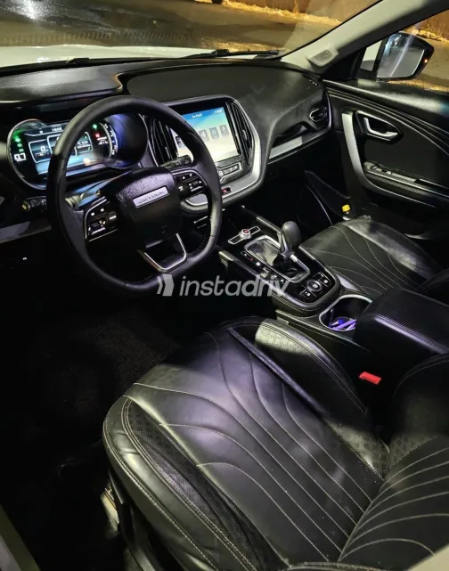 Jetour X70 2021 White Automatic Used for Sale in Greater Cairo ( Cairo + Giza) - 5