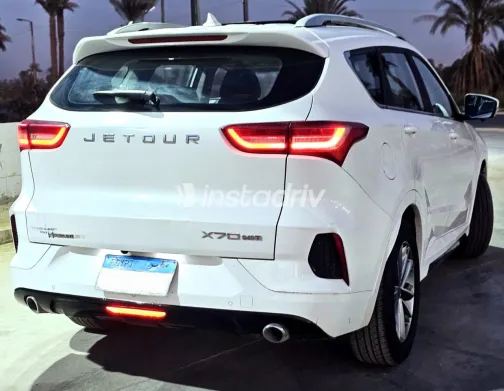 Jetour X70 2021 White Automatic Used for Sale in Greater Cairo ( Cairo + Giza) - 6