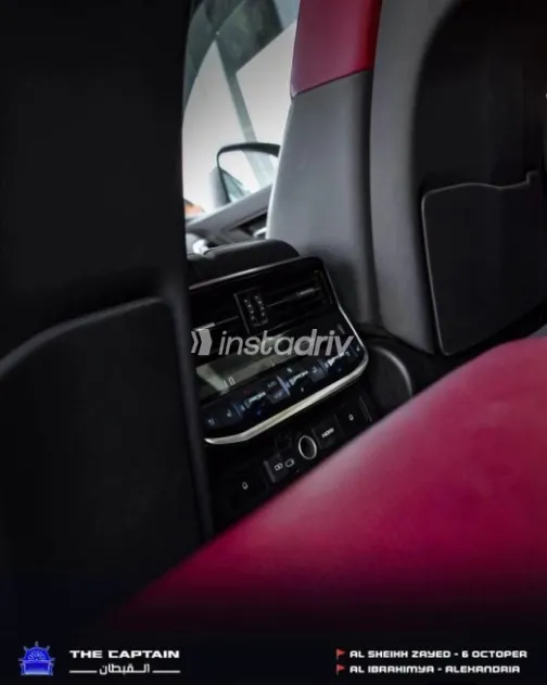Toyota Land Cruiser 2024 Black Automatic Used for Sale in Sheikh Zayed City - 6
