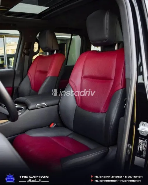 Toyota Land Cruiser 2024 Black Automatic Used for Sale in Sheikh Zayed City - 8