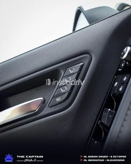 Toyota Land Cruiser 2024 Black Automatic Used for Sale in Sheikh Zayed City - 9