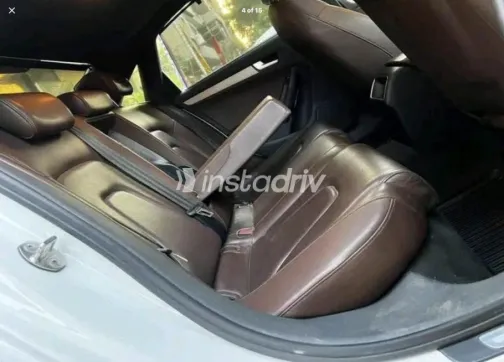 Audi A4 2014 White Automatic Used for Sale in Mohandessin - 9