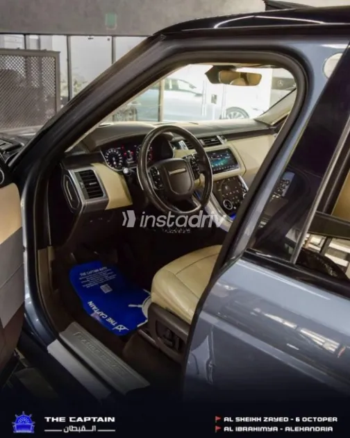 Land Rover Range Rover Sport 2021 Silver Automatic Used for Sale in Sheikh Zayed City - 6