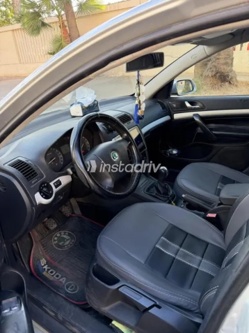 Skoda Octavia A5 2005 Silver Manual Used for Sale in Alexandria - 6