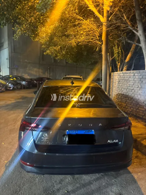 Skoda Octavia A8 2021 Dark Gray Automatic Used for Sale in Greater Cairo ( Cairo + Giza) - 1