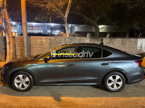 Skoda Octavia A8 2021 Dark Gray Automatic Used for Sale in Greater Cairo ( Cairo + Giza) - 2