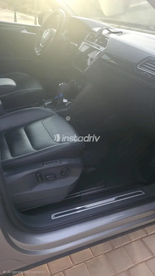 Volkswagen Tiguan 2018 Bronze Automatic Used for Sale in Greater Cairo ( Cairo + Giza) - 7